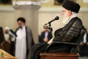 رهبر معظم انقلاب اسلامی در دیدار دست اندرکاران حج امسال:

حج واقعی زیمنه ساز وحدت، همدلی و یکصدایی مسلمانان است 10