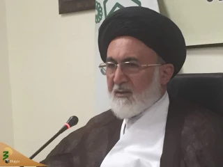نماینده ولی فقیه در امور حج و زیارت :

رویکرد ما حمایت از کالای با کیفیت ایرانی است ، زائران  نیاز خود را از بازار داخل تهیه کنند