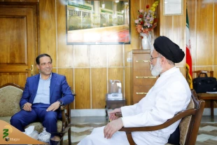 آمادگی فرودگاه امام خمینی برای اعزام زائران حج 97

 3