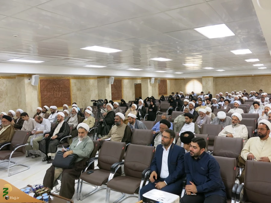 آیت الله عابدی در نشستی علمی تبیین کرد؛

نقش کنگره حج در شناسایی چهره واقعی مستکبران عالم | ترک کنندگان حج طعمه گرگان دین می‌‌شوند 10