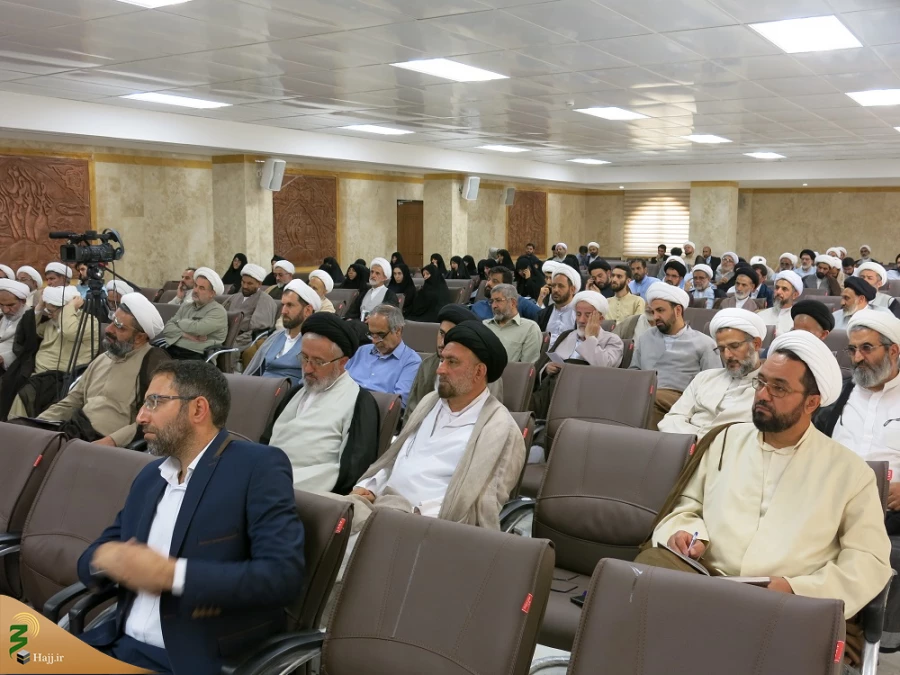 آیت الله عابدی در نشستی علمی تبیین کرد؛

نقش کنگره حج در شناسایی چهره واقعی مستکبران عالم | ترک کنندگان حج طعمه گرگان دین می‌‌شوند 11