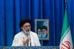 حج نباید تعطیل شود.  ظرفیت های عظیم حج می تواند راهگشای مشکلات کشورهای اسلامی باشد. 4