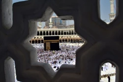 نگاهی به آداب و اخلاق در سفر حج تمتع 2