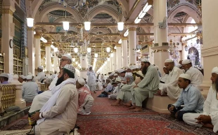 مسجدالنبی(ص)؛ صحنه همبستگی و نمایش برادری مسلمانان 7