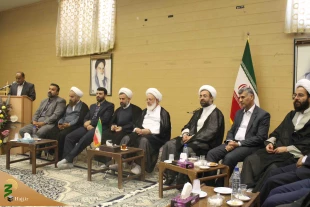 خدمت به زائران اجر بزرگی دارد ،شما باخدا معامله کنیدو شبانه روز مراقبت نمایید