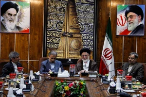 دیدارهیئت کنسولی اعزامی به حج 97 با سرپرست حجاج ایرانی