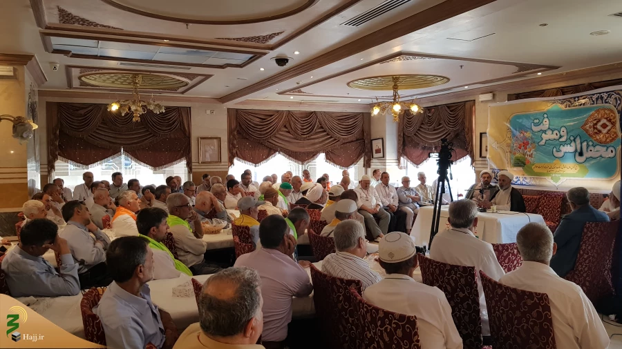 یک استاد حوزه و دانشگاه:

اظهار عجز در برابر خداوند، بهترین عبادت است 2
