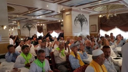 یک استاد حوزه و دانشگاه:

اظهار عجز در برابر خداوند، بهترین عبادت است 2