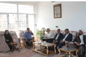 دیدار از خانواده شهدای منای یزد