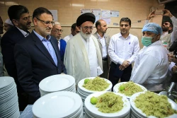 گزارشی از بازدید نماینده مقام معظم رهبری

ازهتل محل اقامت زایران ایرانی در مدینه منوره 6