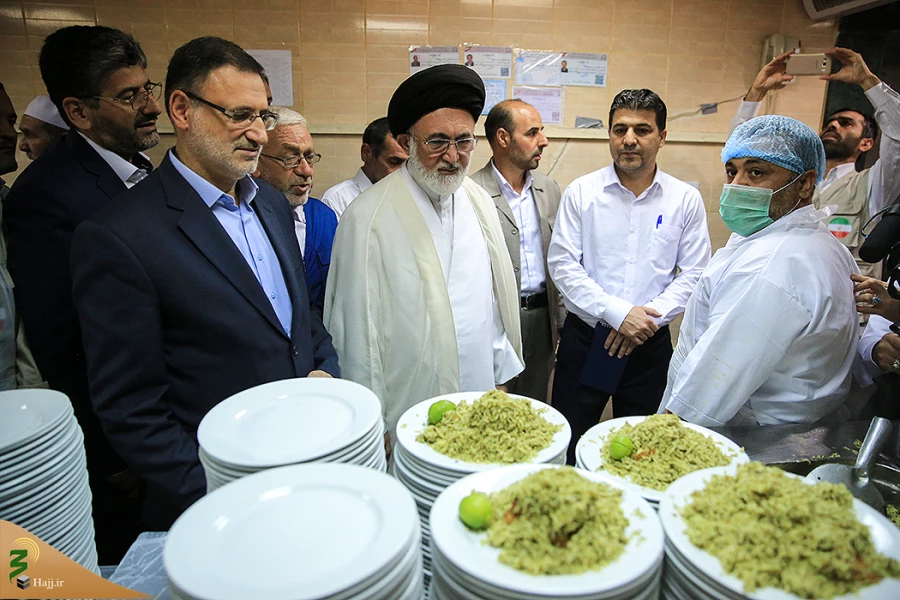 گزارشی از بازدید نماینده مقام معظم رهبری

ازهتل محل اقامت زایران ایرانی در مدینه منوره 6