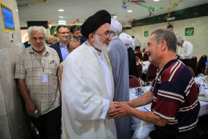 فیلم دیدار صمیمانه سرپرست حجاج ایرانی با زائران کشورمان