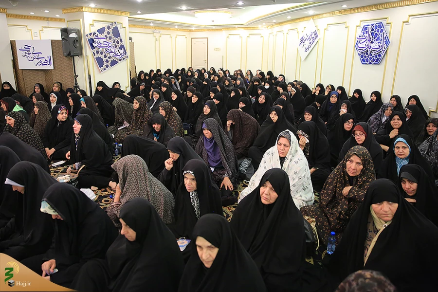 نخستین دعای کمیل زائران ایرانی در شهر پیامبر 6