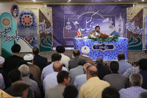 فیلم نخستین دعای کمیل زائران ایرانی در مدینه  منوره
