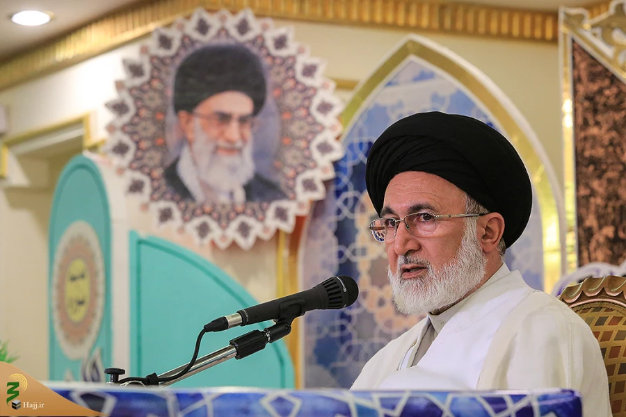 سرپرست حجاج ایرانی :

از شهر پیامبر باید درس زندگی آموخت 3