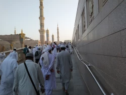 بهشت بقیع پذیرای زائران ایرانی  8