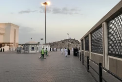 زیارت قبرحضرت حمزه و قبورشهدای احد در مدینه منوره – گزارش تصویری 11