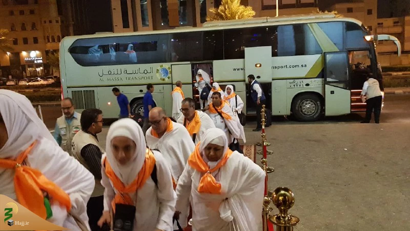 ورود اولین کاروان زائران مدینه بعد کشورمان به مکه مکرمه 8