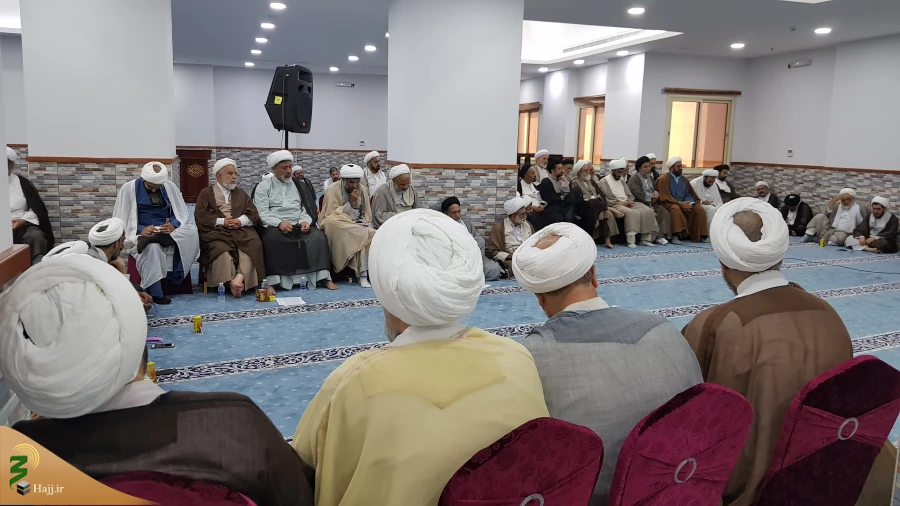 تشریح برنامه‌های فرهنگی بعثه برای روحانیون و معین‌های کاروان‌ها  5