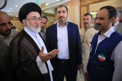 سرپرست حجاج ایرانی درجمع زائران رسول الله (ص):

 مردم ولی نعمت ما هستند، از هر اقدامی برای رفاه و آسایش زوار دریغ نخواهیم کرد     5