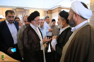 سرپرست حجاج ایرانی درجمع زائران رسول الله (ص):

 مردم ولی نعمت ما هستند، از هر اقدامی برای رفاه و آسایش زوار دریغ نخواهیم کرد     7