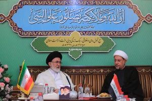 دیدار رییس شورای عالی حج و عمره عراق با سرپرست حجاج ایرانی