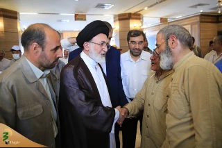 دیدار سرپرست حجاج ایرانی با زائران ایرانی در هتل میراج السلام - فیلم