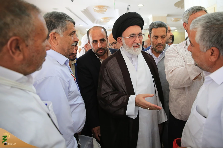 استقبال پرشور زایران کشورمان از سرپرست زایران ایرانی خانه خدا 3