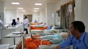 ارائه خدمات درمانی و پاراکلینیکی به بیش از 7 هزار زائر- بستری شدن 65 زائر در بیمارستان مکه 10