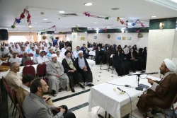 بیان نکات اخلاقی و تاریخ اسلام  در دو محفل انس و معرفت  در شهر پیامبر  4