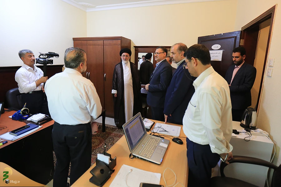 بازدید سرپرست حجاج ایرانی ازستاد اجرایی حج درمدینه 3