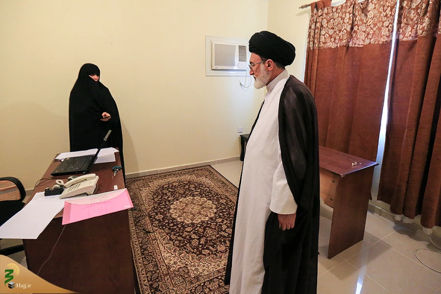 بازدید سرپرست حجاج ایرانی ازستاد اجرایی حج درمدینه 9