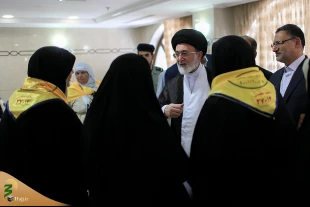 نماینده ولی فقیه و سرپرست حجاج ایرانی درجمع زائران اهل سنت:  

                                                             
خدمتگزاری برای حجاج افتخار ماست، دعا کنید سفرحج نصیب همه آرزومندان بشود 10