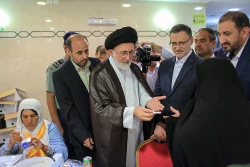 نماینده ولی فقیه و سرپرست حجاج ایرانی درجمع زائران اهل سنت:  

                                                             
خدمتگزاری برای حجاج افتخار ماست، دعا کنید سفرحج نصیب همه آرزومندان بشود 11
