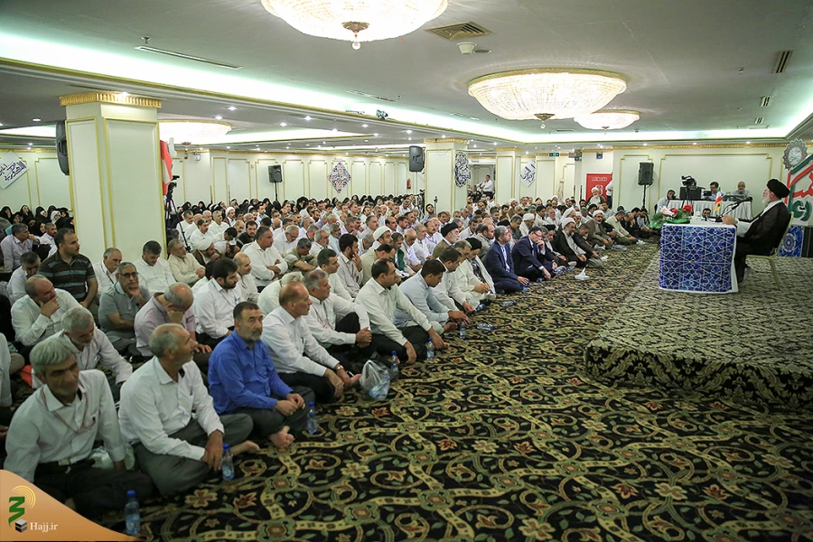 درمدینه منوره برگزار شد،

دعای پرفیض کمیل درهتل های محل اقامت زائران ایرانی   3