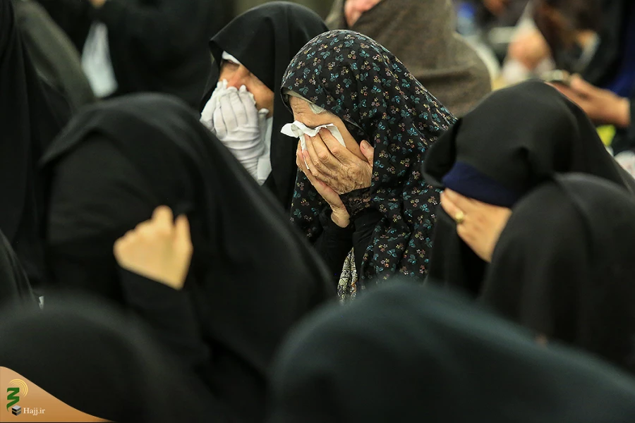 درمدینه منوره برگزار شد،

دعای پرفیض کمیل درهتل های محل اقامت زائران ایرانی   8