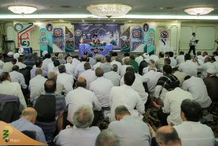 درمدینه منوره برگزار شد،

دعای پرفیض کمیل درهتل های محل اقامت زائران ایرانی   2