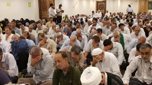 طنین دعای کمیل در مکه مکرمه 9