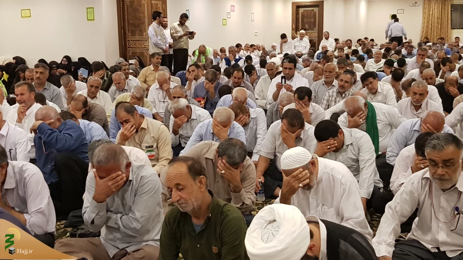 طنین دعای کمیل در مکه مکرمه 9