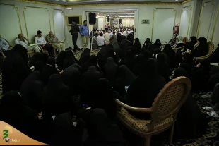 زائران ایرانی در جوارحرم نبوی دعای کمیل را زمزمه کردند 7