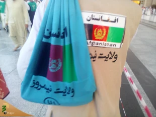 حضور انبوه مسلمانان رنگارنگ اما نامتحد در شهر پیامبر 17