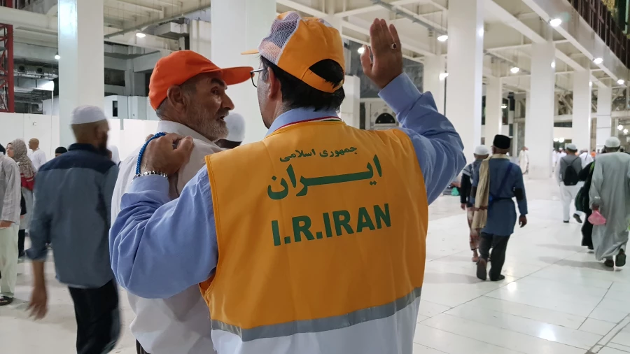حضور بیست و چهارساعته راهنمایان حجاج در مسجدالحرام 2