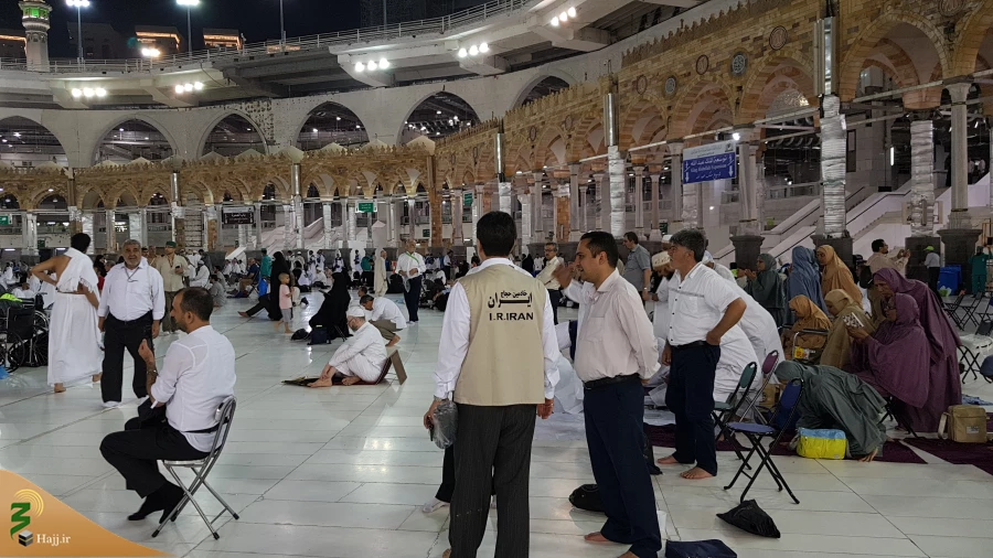 حضور بیست و چهارساعته راهنمایان حجاج در مسجدالحرام 5