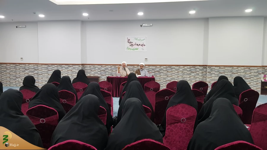 ادامه جلسات معاونت فرهنگی بعثه در مکه مکرمه 10