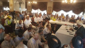 زائران ایرانی،

محافل انس و معرفت در مکه هم برگزار شود