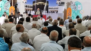 حجت‌الاسلام‌والمسلمین هاشمیان:

خداوند برای سعادت انسان هزینه زیادی کرده است
 7
