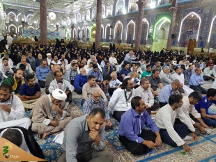 مراسم سخنرانی و مدیحه سرایی در حرم امام حسین علیه‌السلام برگزار شد - گزارش تصویری

مراسم سخنرانی و مدیحه سرایی به همت بعثه مقام معظم رهبری در حرم امام حسین علیه‌السلام و با شرکت انبوه زائران، برگزار شد. 2