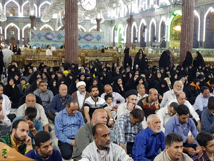مراسم سخنرانی و مدیحه سرایی در حرم امام حسین علیه‌السلام برگزار شد - گزارش تصویری

مراسم سخنرانی و مدیحه سرایی به همت بعثه مقام معظم رهبری در حرم امام حسین علیه‌السلام و با شرکت انبوه زائران، برگزار شد. 2