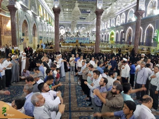 مراسم سخنرانی و مدیحه سرایی در حرم امام حسین علیه‌السلام برگزار شد - گزارش تصویری

مراسم سخنرانی و مدیحه سرایی به همت بعثه مقام معظم رهبری در حرم امام حسین علیه‌السلام و با شرکت انبوه زائران، برگزار شد. 2