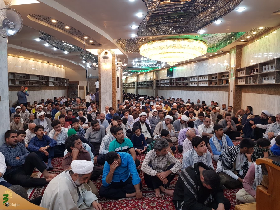 حضرت ابوالفضل علیه السلام عبد مطیع خدا بود.

سخنران مراسم بعثه مقام معظم رهبری در حرم حسینی با اشاره زیارتنامه امام امام صادق تاکید کرد حضرت ابوالفضل علیه السلام عبد مطیع خدا بود و به این دلیل باب الحوائج است.
 5